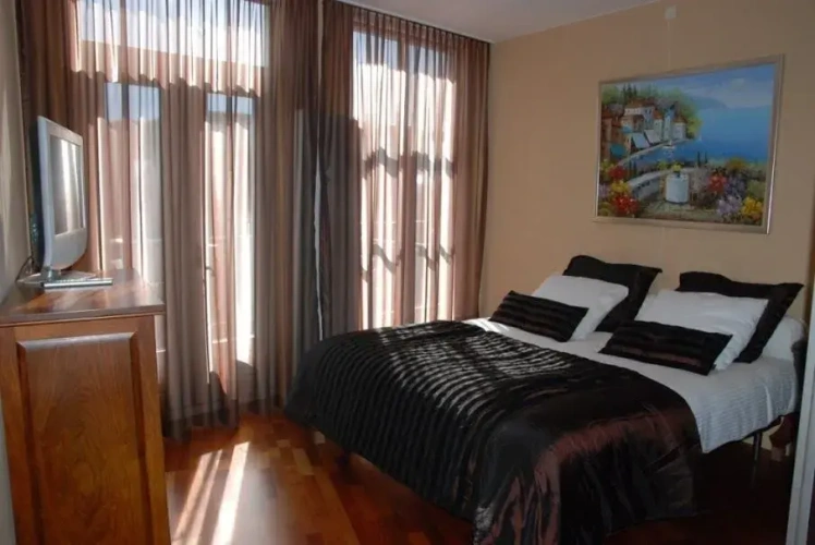 1 Bedroom Suite