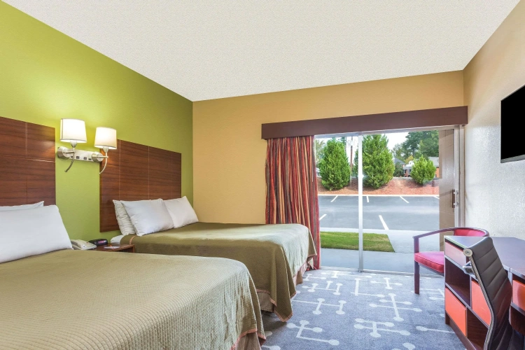 Standard Quadruple room