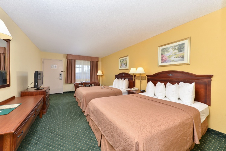 Standard Quadruple room