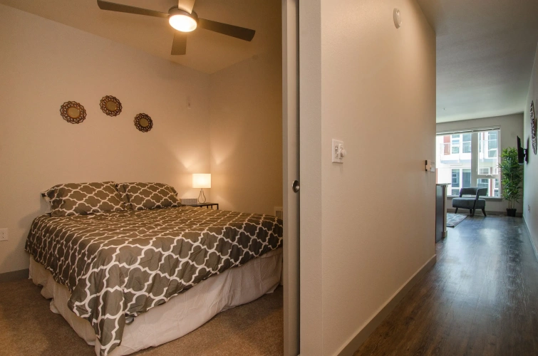 1 Bedroom Business Apartment