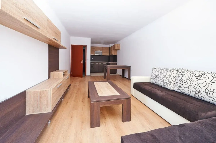 1 Bedroom Apartment with balcony