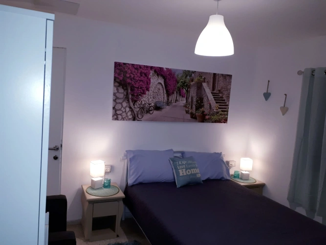 2 Bedrooms Studio