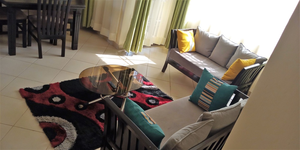 2 Bedrooms Apartment
