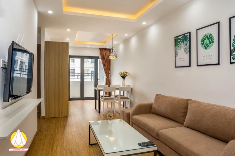 2 Bedrooms Apartment