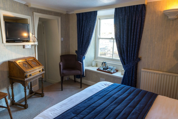 Standard Double room with sea view