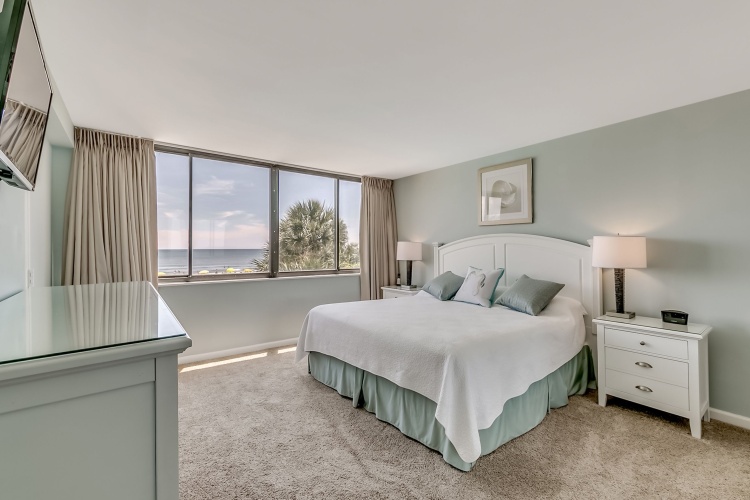 3 Bedrooms Standard room with balcony and with ocean view