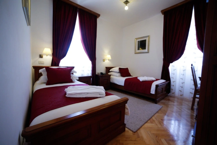 Deluxe Twin room with sea view