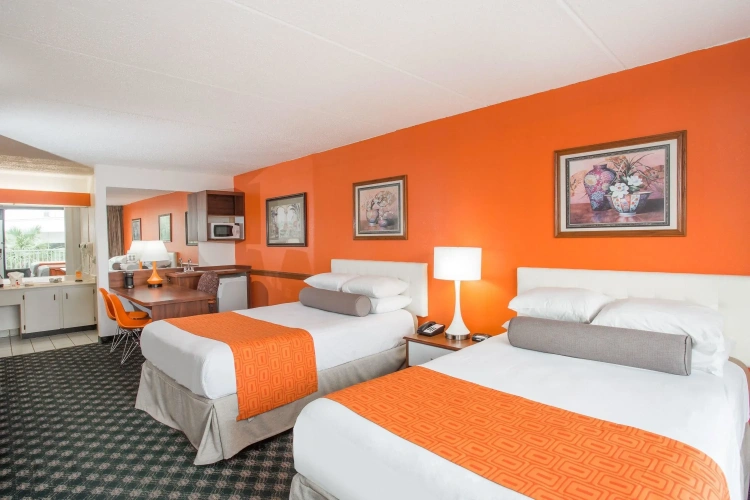 Standard Quadruple room