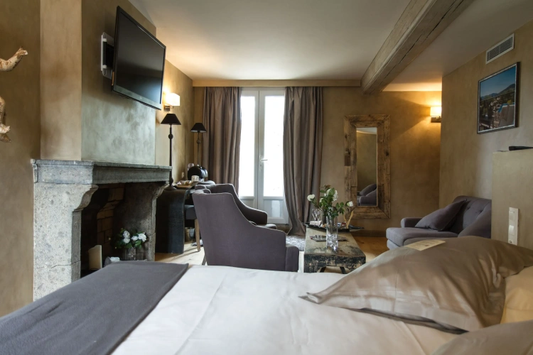 Luxury Double Suite