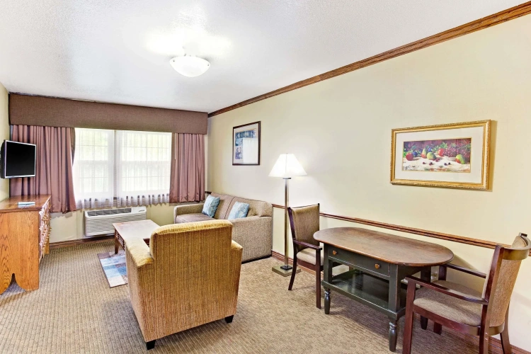 Double Suite