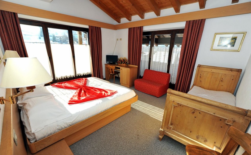 Standard Double room with balcony and with view