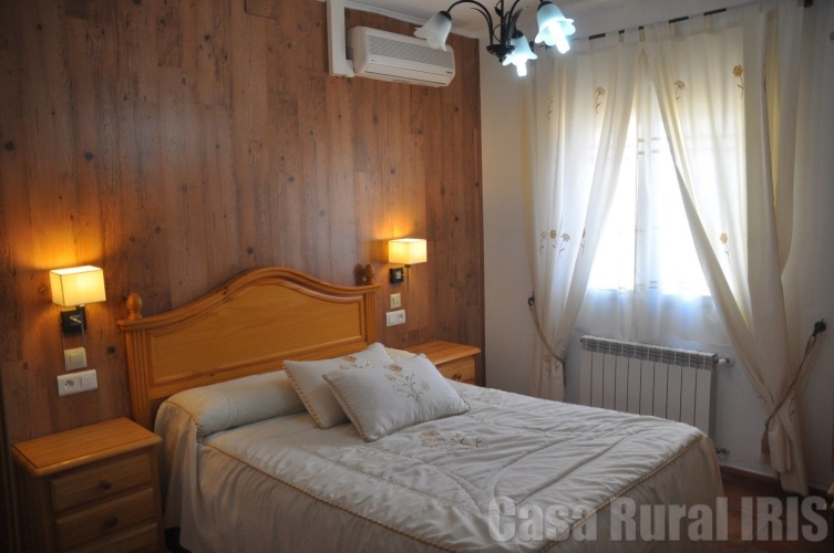 Standard Double room with city view