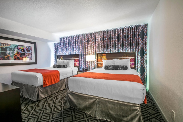 1 Bedroom Standard Suite