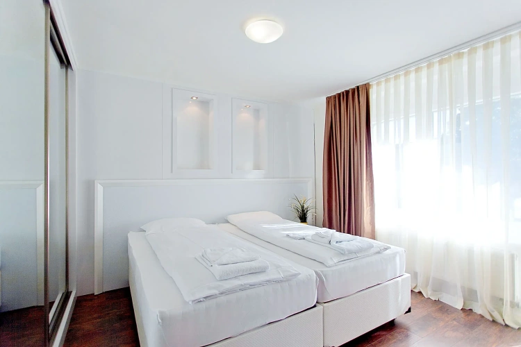 Twin Apartment