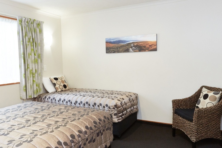 1 Bedroom Deluxe Suite