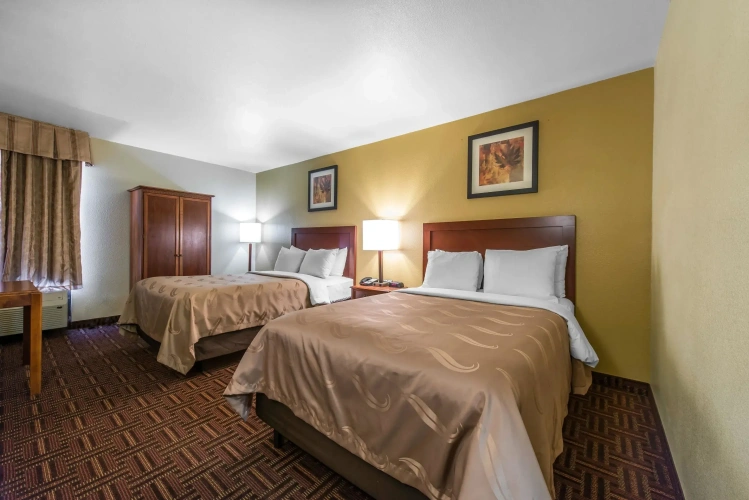 Standard Quadruple room