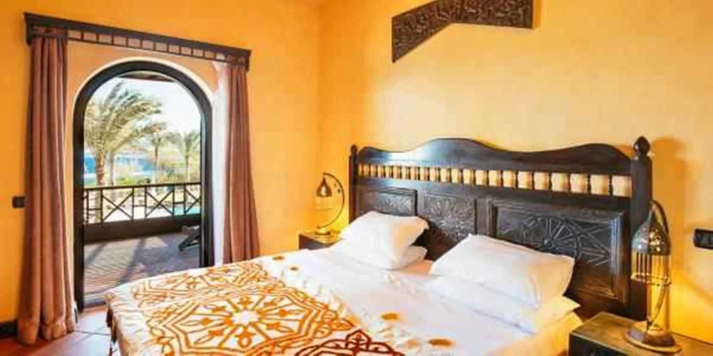 Standard Triple room