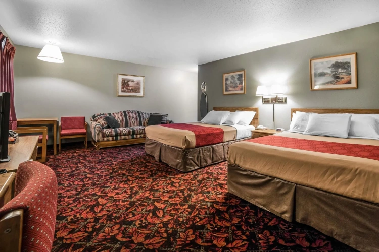 Standard Quadruple room