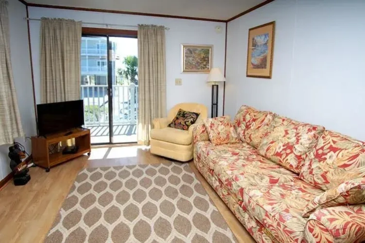 2 Bedrooms Villa with balcony