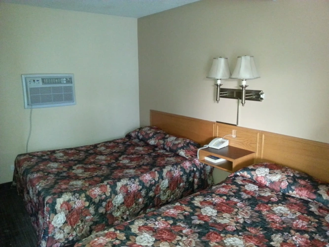 Classic Quadruple room