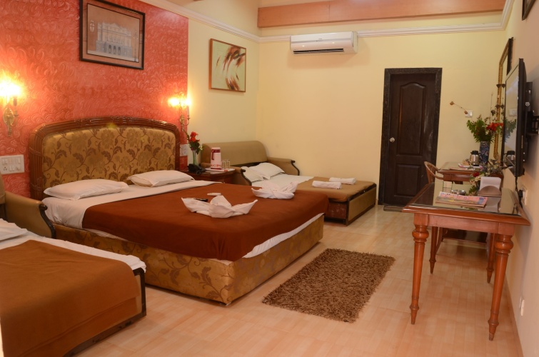 Standard Quadruple room