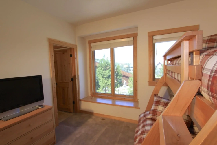 3 Bedrooms Standard room with balcony