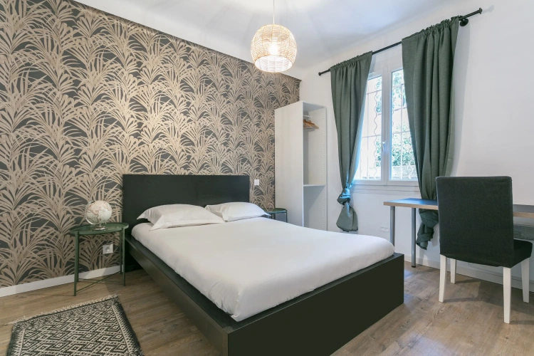 Business Double Apartment