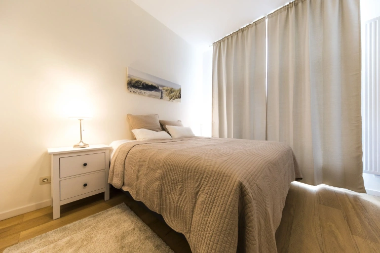 Standard Twin Basement room