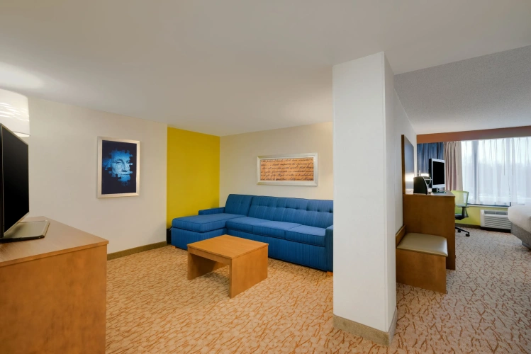 Quadruple Suite