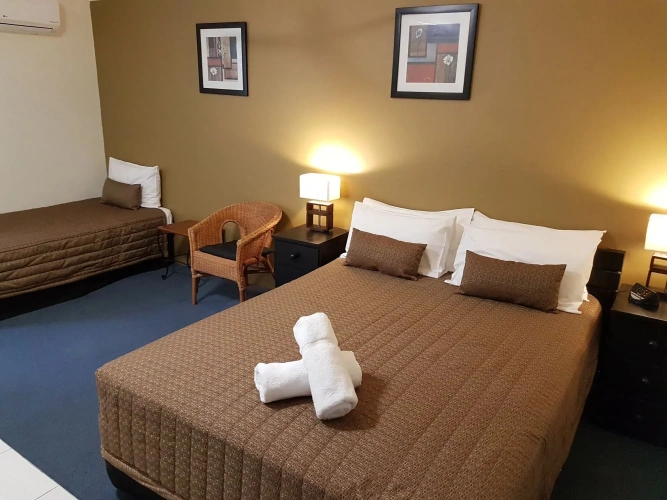 Standard Twin room