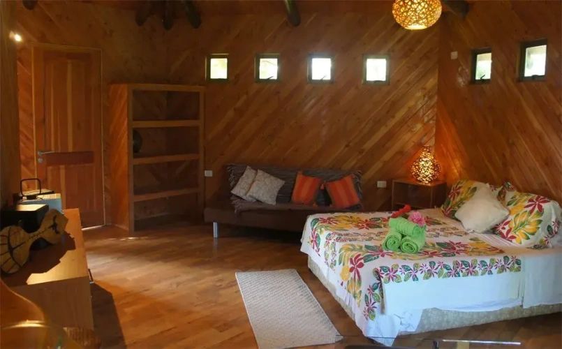 2 Bedrooms Bungalow