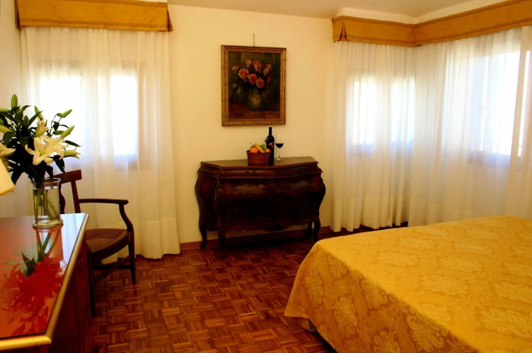 Superior Triple room