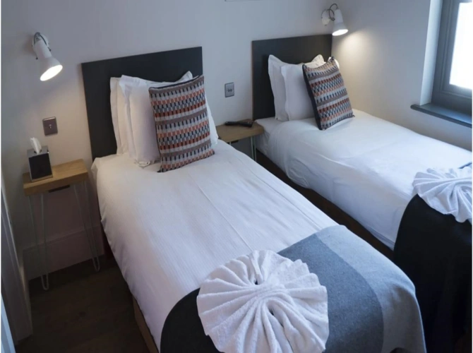 Standard Twin room