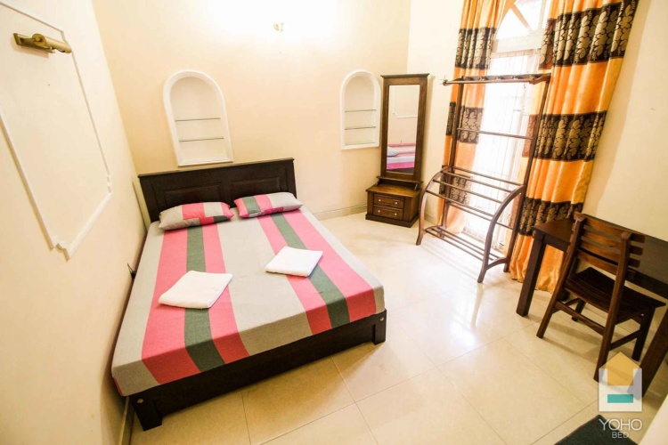 Standard Double room with city view