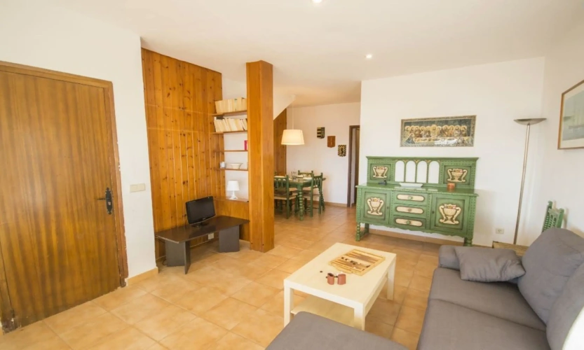 3 Bedrooms Family Apartment with sea view