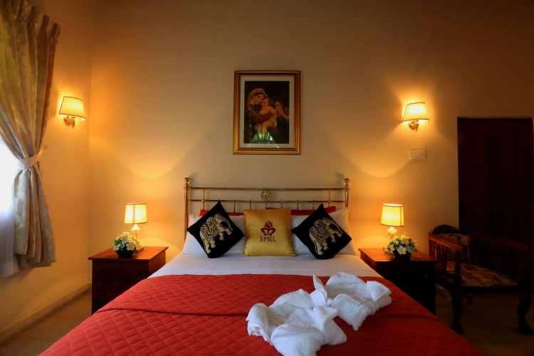 2 Bedrooms Deluxe Triple room with garden view