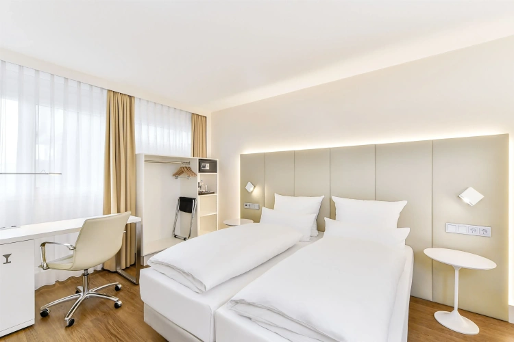 Standard Double room with view
