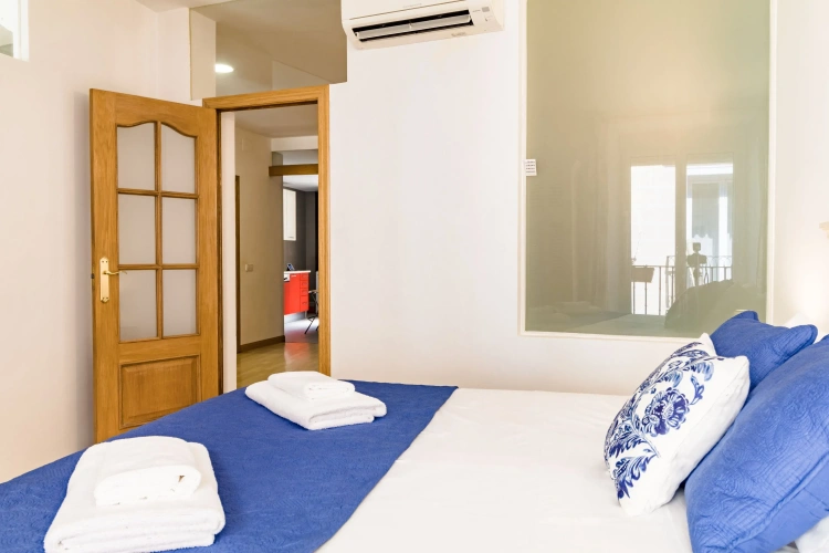 2 Bedrooms Apartment