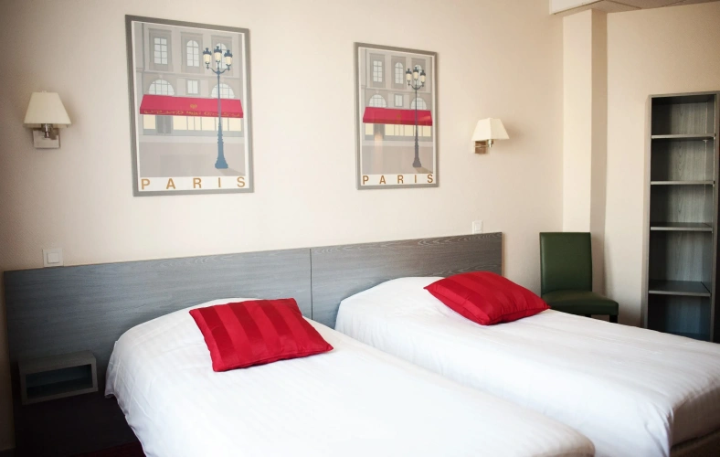 Standard Twin room