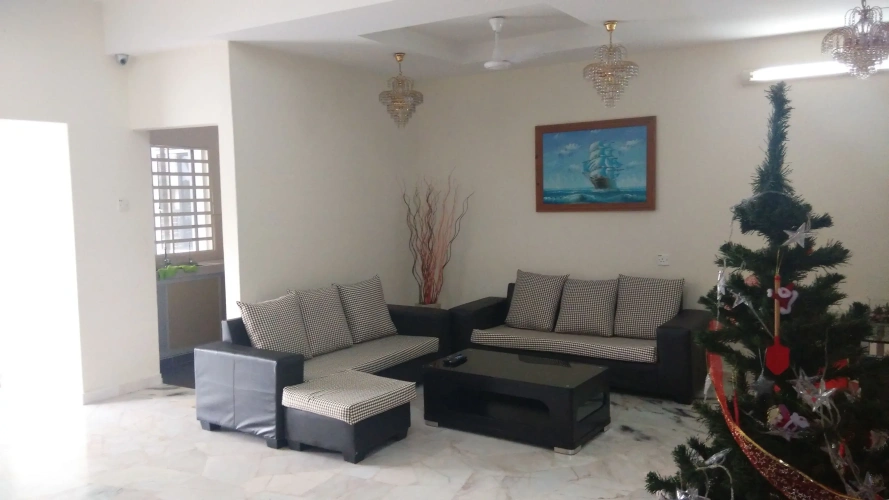 5 Bedrooms Double Cottage