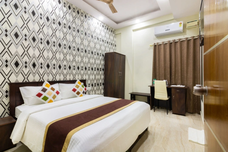 Standard Double Club room