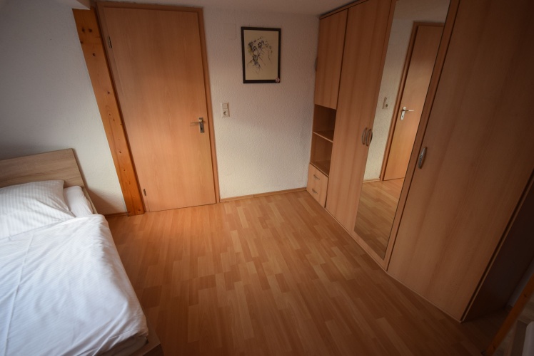 Sextuple Apartment