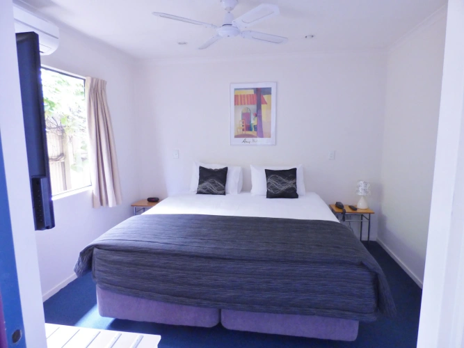 1 Bedroom Standard Suite