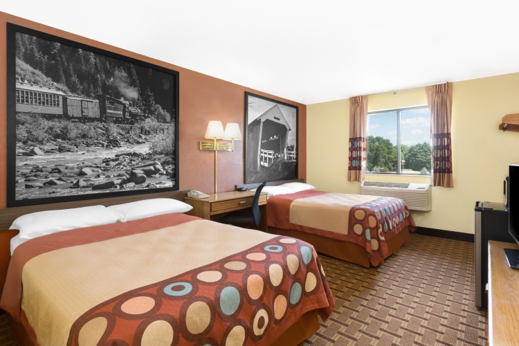 Standard Quadruple room