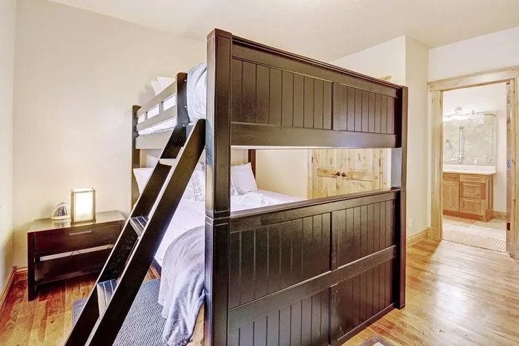 3 Bedrooms Standard room with balcony