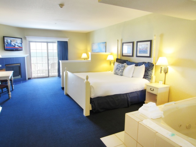 Suite with lake view