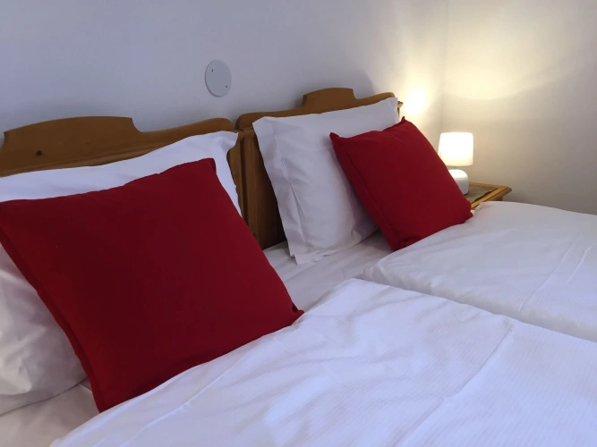 2 Bedrooms Apartment with garden view