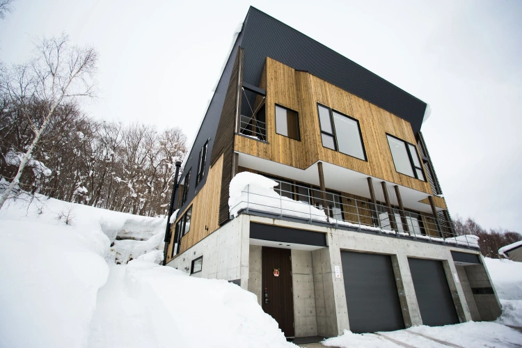 4 Bedrooms Cottage