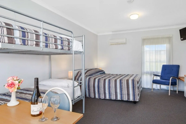 Standard Double room with view