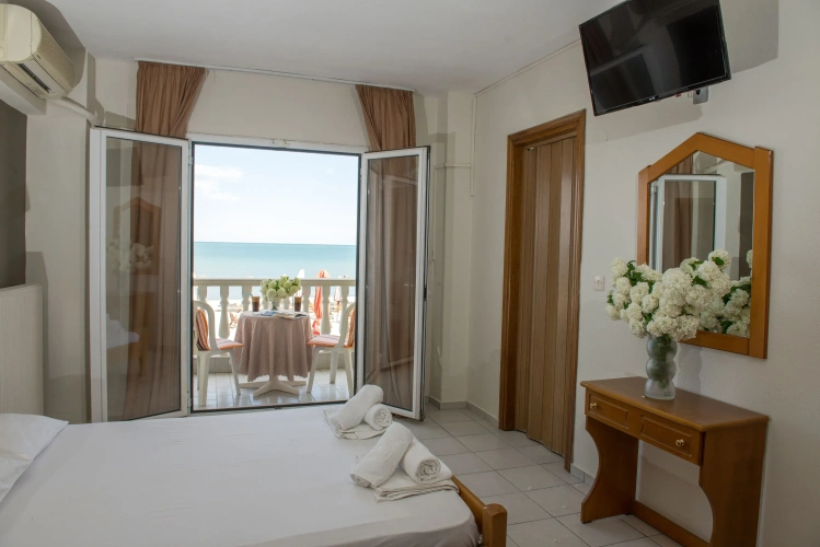 Standard Double room with sea view